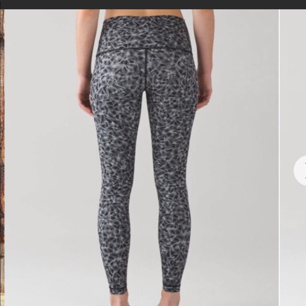 Lululemon Nulux hi-rise Size 10